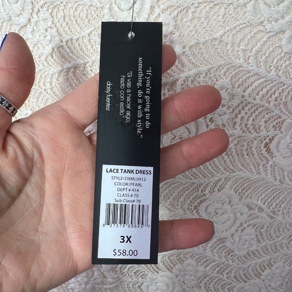 👗NWT🤩|•DAISY FUENTES•| Pretty Ivory Crochet Lace Shift Dress Size 3X - Picture 7 of 13